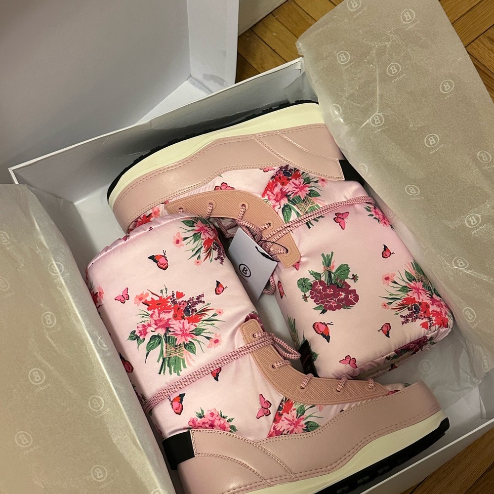 Bogner Fire and Ice x Love Shack Fancy Pink Floral Boots US SIZE 7 ; UK SIZE 6